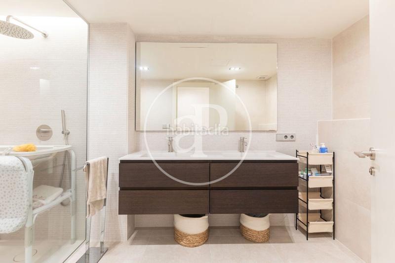 Foto 91f561cb-17aa-48f2-ba95-5053746bfa90. Etagenwohnung mit heizung parking in Exposició Valencia