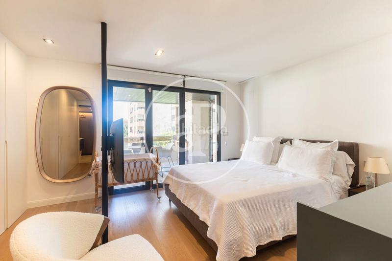 Foto a1fd021a-cb75-4918-bc47-ab63e171f0d3. Etagenwohnung mit heizung parking in Exposició Valencia