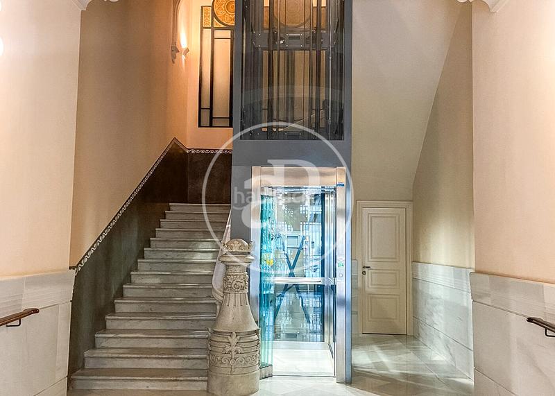 Foto e4729dae-d5ef-4fc5-bd82-d7f5ff37206f. Lloguer pis amb calefacció piscina a Dreta de l´Eixample Barcelona