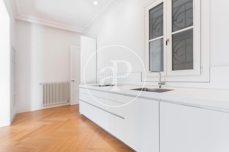 Foto c2f7c0de-154f-4daf-8754-0620d16300f5. Location appartement avec chauffage piscine dans Dreta de l´Eixample Barcelona