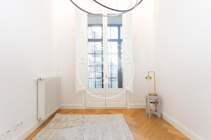 Foto 64eb90e5-9c22-4a01-b5cd-484e8775f5b5. Miete etagenwohnung mit heizung pool in Dreta de l´Eixample Barcelona