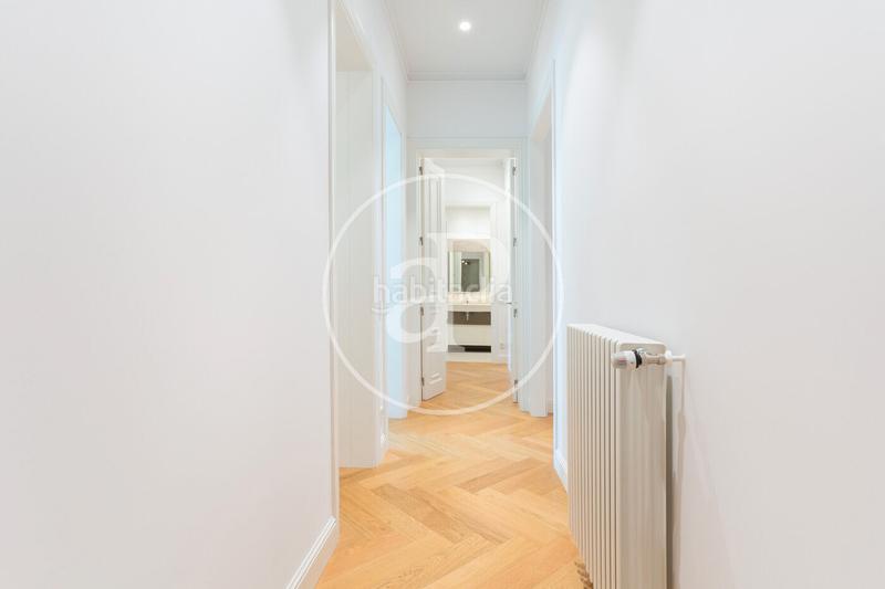 Foto d6e621df-22cc-4ec6-9d99-af686c31e338. Miete etagenwohnung mit heizung pool in Dreta de l´Eixample Barcelona