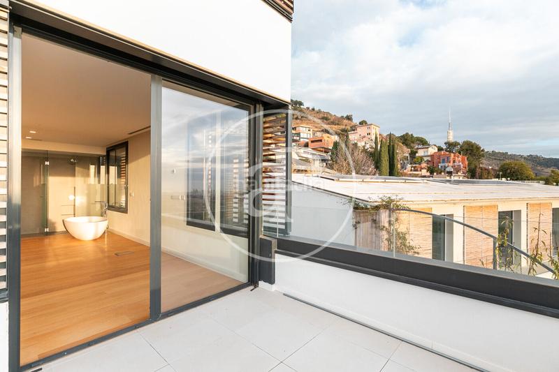 Foto e9d64bd6-97c7-47da-97d9-cb5f0f3c8cc8. Affitto appartamento con riscaldamento parcheggio piscina in Barcelona