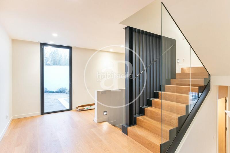 Foto 8116ee5e-30a7-4780-b13d-272b63675430. Lloguer pis amb calefacció aparcament piscina a Sarrià Barcelona