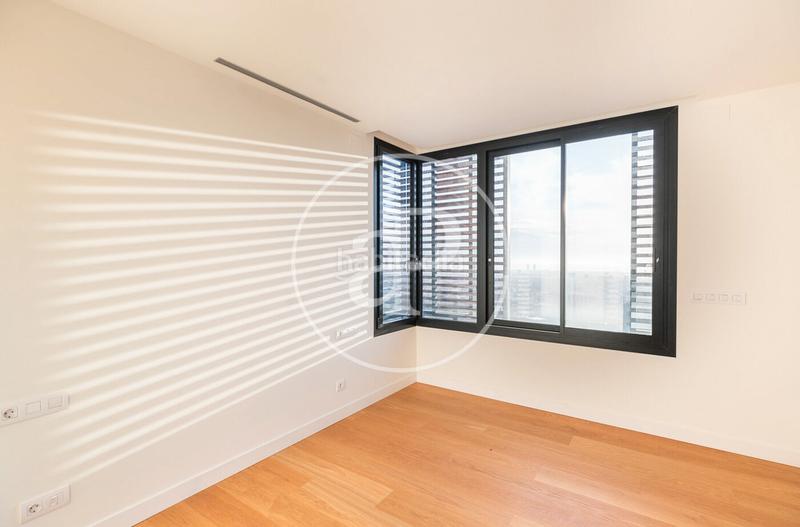 Foto 09cd1b4c-9e3a-473c-8071-19bf00ed1e4e. Location appartement avec chauffage parking piscine dans Barcelona