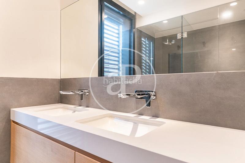 Foto 2c8680ab-d30f-471c-b29d-2aa16f6000be. Miete etagenwohnung mit heizung parking pool in Sarrià Barcelona