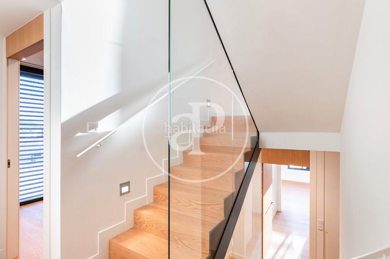 Foto dbd5f279-8fc7-4799-b8f9-fb7a96cf1582. Rent flat with heating parking pool in Sarrià Barcelona