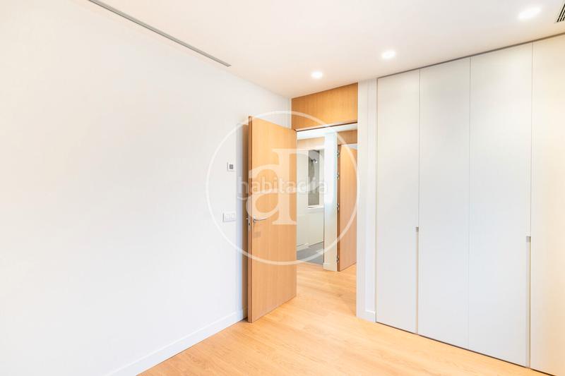 Foto e28bf4ec-d88e-4342-a88a-7ba9f4835b27. Rent flat with heating parking pool in Sarrià Barcelona