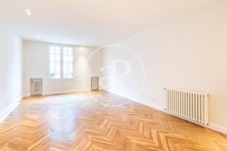 Pis  C/ de balmes. Piso en venta en balmes