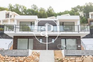 Casa aparellada a El Bosque. Pareados en venta junto al campo de golf en el bosque
