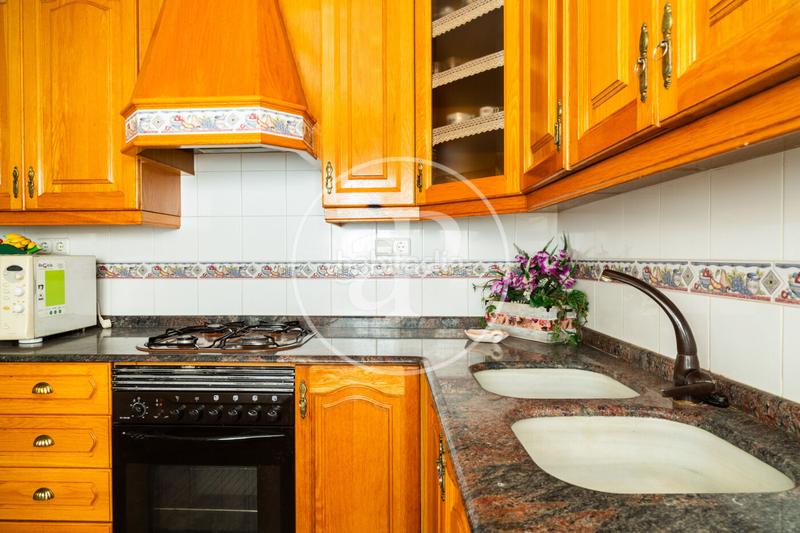 Foto 2f92df15-52aa-4f5a-bc24-9431cb4675ff. Casa pareada  en venta en Centro Bétera