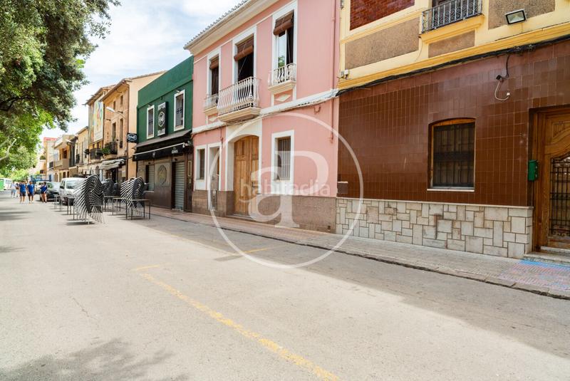 Foto 32e0088f-9a1f-4128-b30e-2d6e01811a2c. Casa pareada  en venta en Centro Bétera