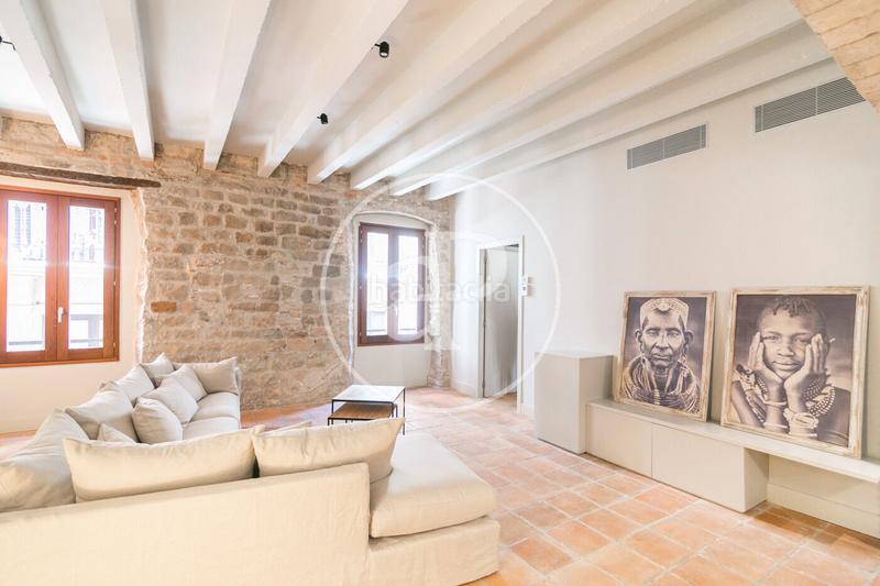 Foto b3208f6b-8478-4fc4-9560-351b93b809c7. Location appartement avec chauffage parking dans Gòtic Barcelona
