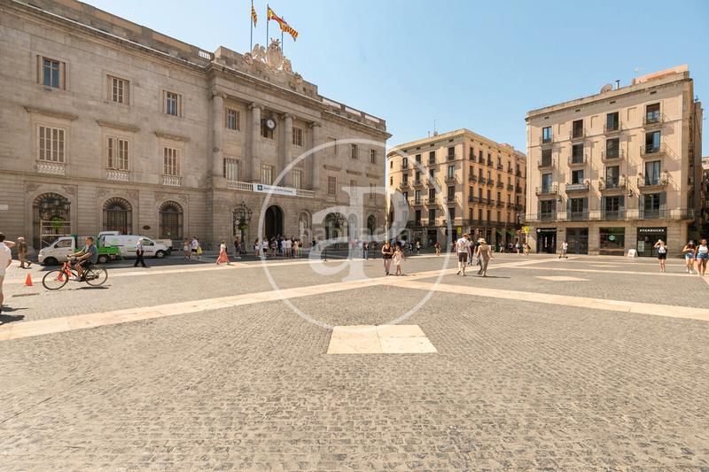 Foto d5d17d10-3816-487d-bde9-fe699b7cb58e. Location appartement avec chauffage parking dans Gòtic Barcelona