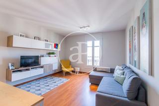Location Appartement  C/ del consell de cent. Ático en alquiler en el eixample