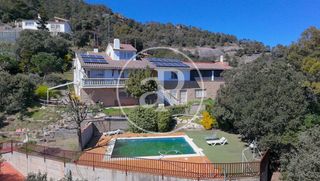 Haus  Carrer de dalt. Casa en venta en calle de dalt, matadepera