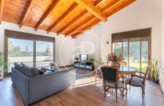 Casa  Avinguda de catalunya. Casa con vistas a la mola en venta en matadepera