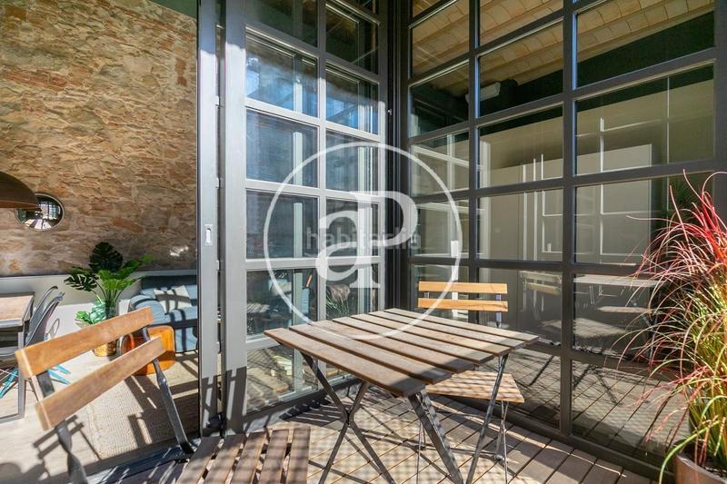 Foto 47ab30ad-c16e-4b29-81ef-fcf3808ded66. Etagenwohnung mit heizung pool in Raval Barcelona