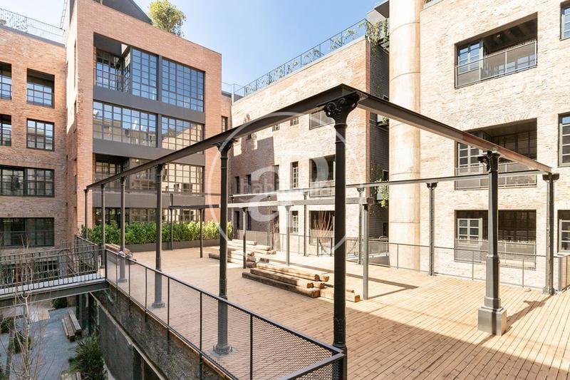 Foto b0bdcece-c5af-41dd-b376-bf4df40c1c02. Etagenwohnung mit heizung pool in Raval Barcelona