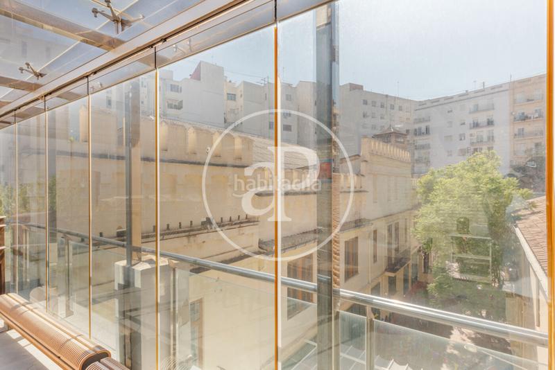 Foto dfcd5355-c41e-4e88-bcaa-0fd340831b1e. Casa adosada  en venta junto a plaza españa en Valencia