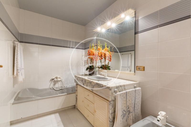 Foto ebbf3a69-568a-44b4-9d33-e8b4c8c26810. Casa adosada casa en venta en aldaya en Aldaia