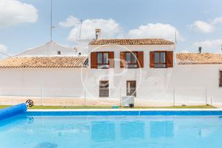 Mas à Requena. Masia a la venta en requena