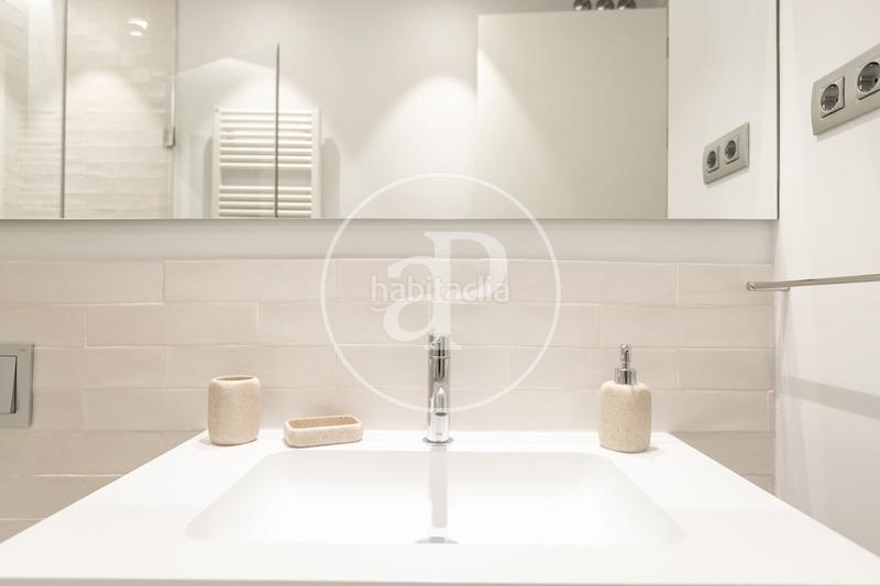 Foto 5d6660ee-3a62-4246-8514-c3a725d56f5b. Rent flat with heating in L´Antiga Esquerra de l´Eixample Barcelona