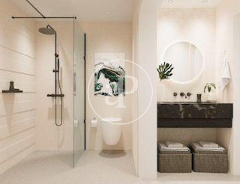 Foto b08e0be1-6617-4a39-96b2-a2c0004fb6cf. Casa adosada vivienda en venta, en la sagrada familia en Barcelona