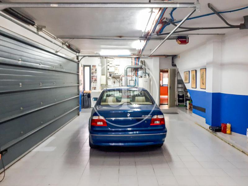 Foto f2bab9ad-1ce0-402f-9af1-f22450933e36. Maison avec chauffage parking piscine dans Teià