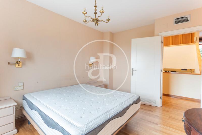 Foto 321bc773-2917-43d9-b14e-13ac803796e1. Location maison jumelée avec chauffage parking dans Teià