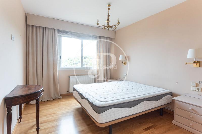 Foto 47eadbbb-690a-4b06-9bb8-9b4bf6fa149b. Location maison jumelée avec chauffage parking dans Teià