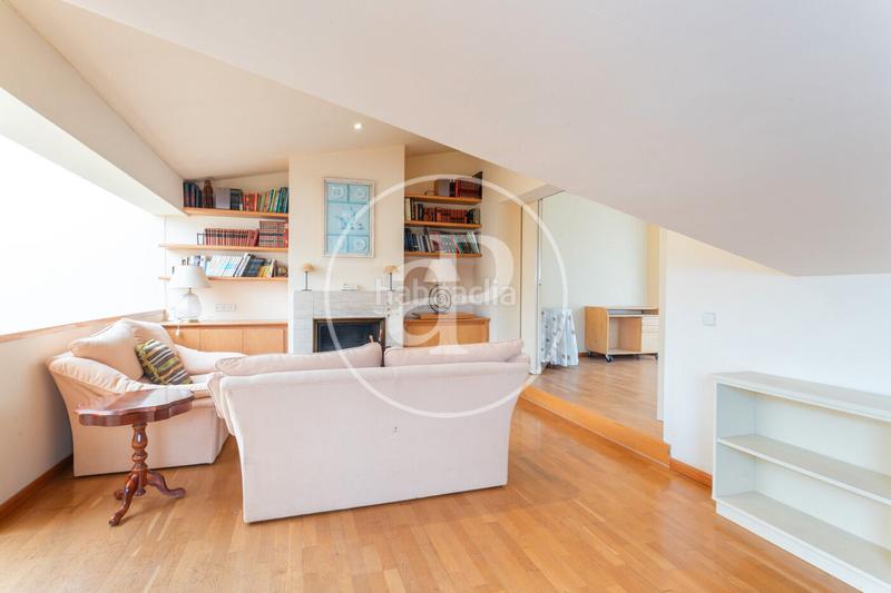 Foto 5894bb14-ecb0-4c5a-83fe-7c378cad46c1. Location maison jumelée avec chauffage parking dans Teià