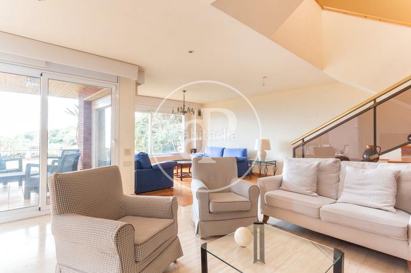 Foto 5c55fa59-41cc-4321-b8cd-bd80b77eee42. Location maison jumelée avec chauffage parking dans Teià