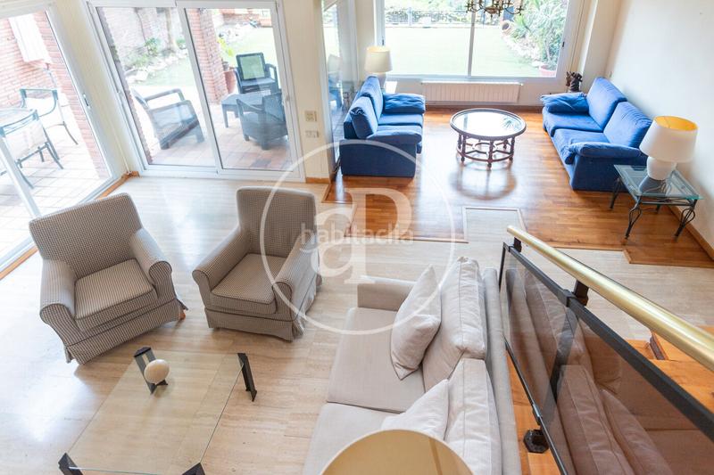 Foto aec655bc-b5a9-465d-a16f-c7ae38d0abfa. Location maison jumelée avec chauffage parking dans Teià