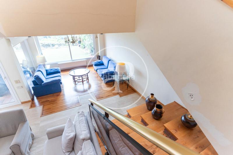 Foto b8fc2109-83ec-43b0-8a54-3fd3d9dd7196. Location maison jumelée avec chauffage parking dans Teià