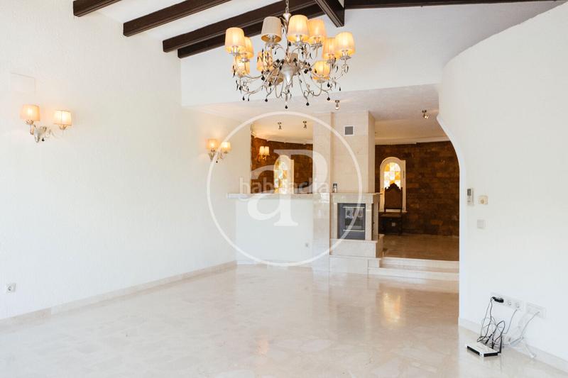 Foto 09527987-fabc-490d-a53f-6c8563195a9e. Haus mit heizung parking pool in Canuta Calp