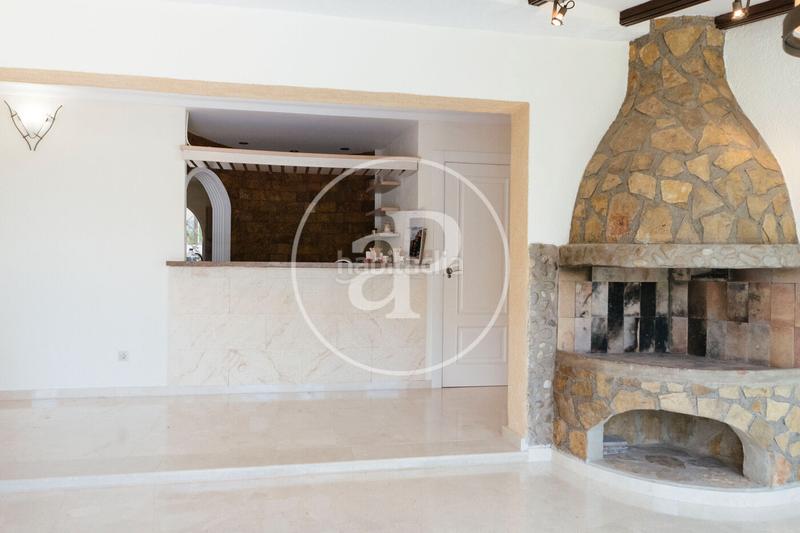 Foto da8a0e44-f5d4-4e8e-a700-0eae9f4babbb. Haus mit heizung parking pool in Canuta Calp