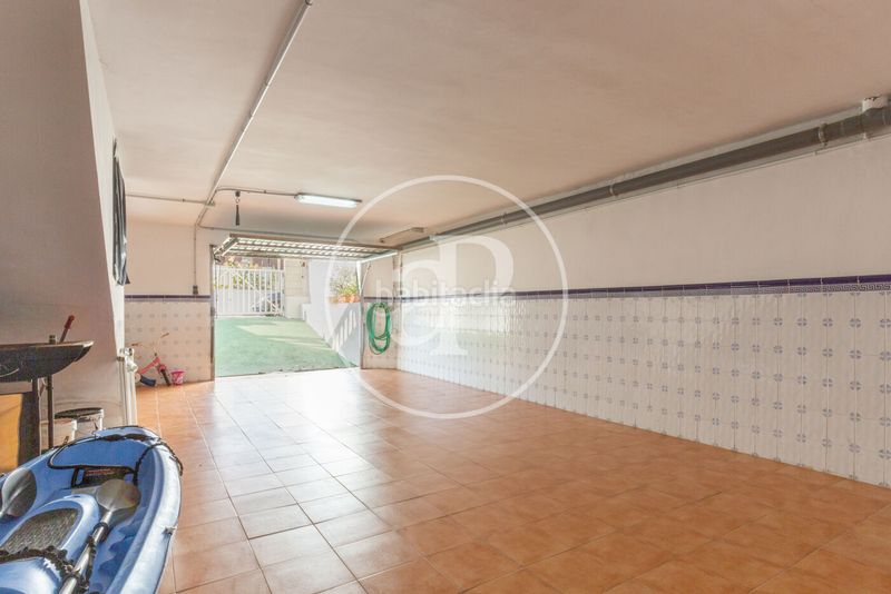 Foto 01d41e5a-ddd9-49c6-845b-fb5e30160bb4. Casa aparellada amb calefacció aparcament a Mareny de Barraquetes Sueca