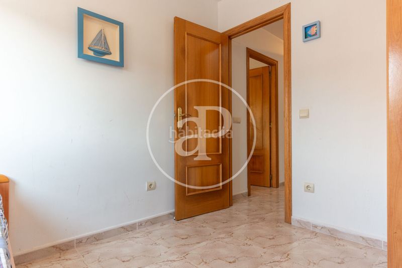 Foto 555426ba-4230-41c0-96b8-f8a10306751b. Casa aparellada amb calefacció aparcament a Mareny de Barraquetes Sueca