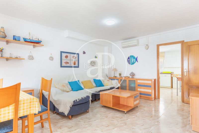 Foto 5dab0fc3-4be9-4363-99ba-41c52912bda0. Casa aparellada amb calefacció aparcament a Mareny de Barraquetes Sueca