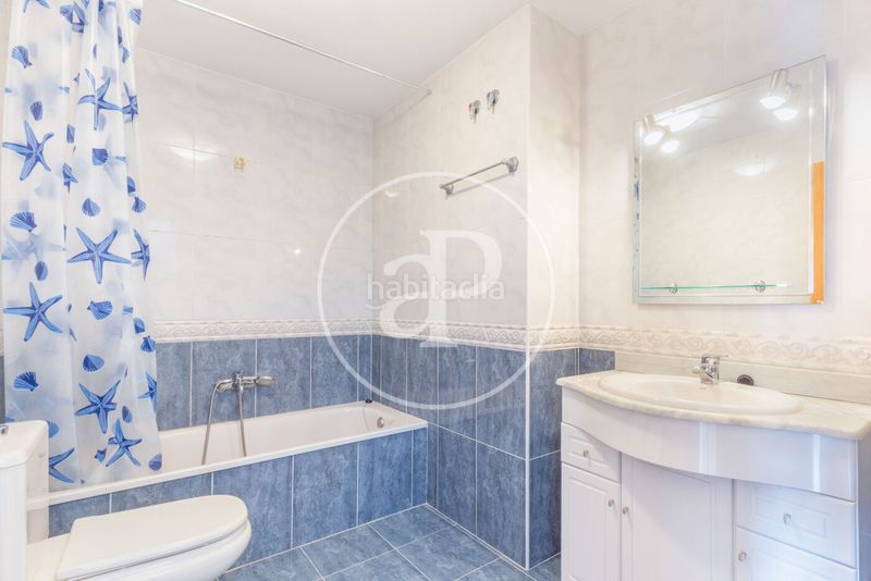 Foto 785c5678-7779-4700-8764-f8d4068aa882. Casa aparellada amb calefacció aparcament a Mareny de Barraquetes Sueca