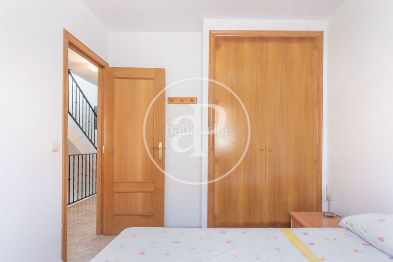 Foto b9aafc0f-40ed-4a56-81b0-bd3e67d15740. Casa aparellada amb calefacció aparcament a Mareny de Barraquetes Sueca