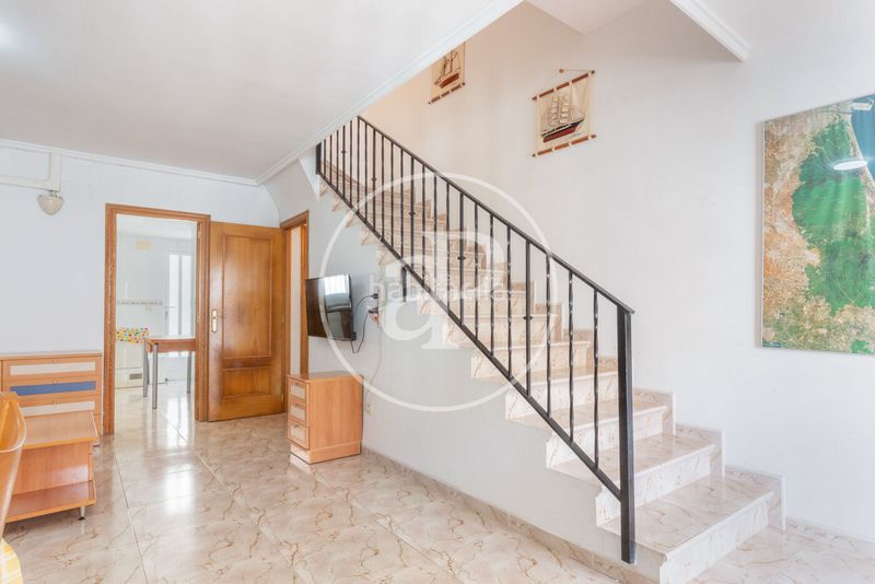 Foto e99ff087-ba3c-43d6-808f-dd367a173e93. Casa aparellada amb calefacció aparcament a Mareny de Barraquetes Sueca