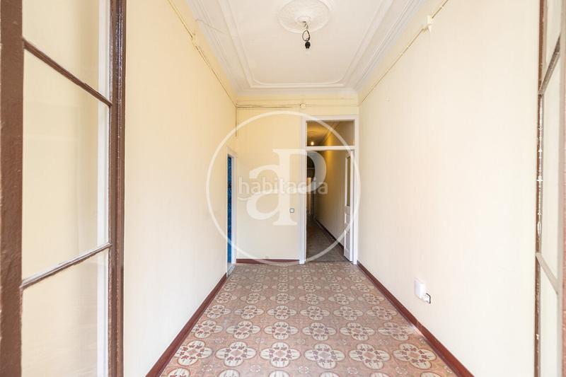 Foto 0e62586a-26a6-4110-8bf3-b305caa572d5. Piso  en venta al lado de rambla de catalunya en Barcelona