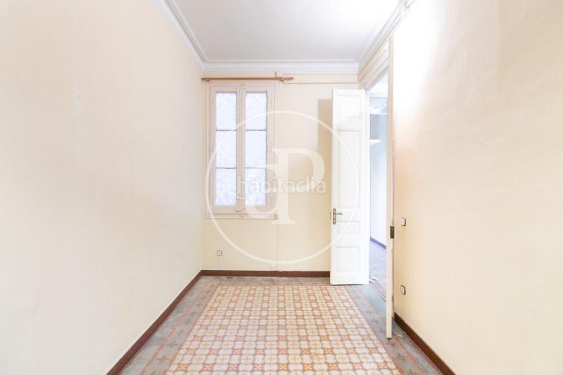 Foto 4b771f16-da17-4bb1-a39e-2651da9dc8ac. Piso  en venta al lado de rambla de catalunya en Barcelona