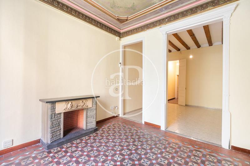 Foto e9b2fb25-3905-4802-9e9a-ca96c84be5da. Piso  en venta al lado de rambla de catalunya en Barcelona