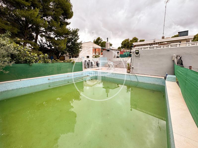 Foto 6e376a46-817c-42ed-b0ab-108aad06aee6. Casa chalet independiente en venta en albalat dels tarongers en Sagunt