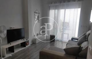 Rent Flat  Carrer de l'arquitecte lucini. Casa en alquiler en sant antoni