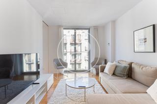 Location Appartement  Carrer de sardenya. Piso en alquiler en sagrada familia