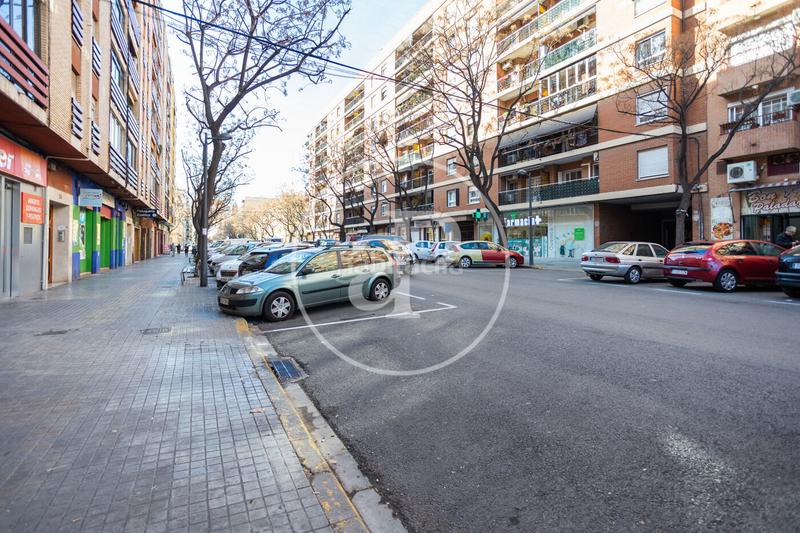 Foto 125db5a5-94be-4a2b-821e-312f60da3e43. Piso  en venta en patraix en Favara Valencia